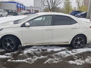 2013 Toyota Corolla XI (E160, E170, E180), белый, 1400000 рублей, вид 4