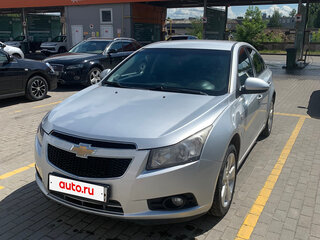 2011 Chevrolet Cruze I, серебристый, 599000 рублей, вид 2