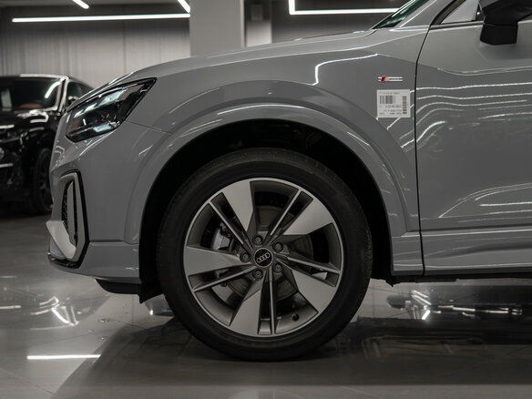 2026 Audi Q2 L 35 TFSI I Рестайлинг, серый, 3690000 рублей - вид 20
