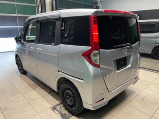 2019 Toyota Tank I, серебристый, 900000 рублей, вид 4