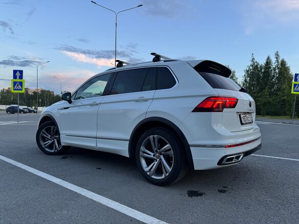 2021 Volkswagen Tiguan II Рестайлинг, белый, 3500000 рублей - вид 7
