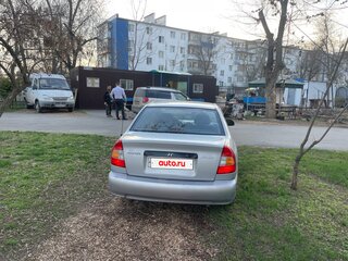 2006 Hyundai Accent ТагАЗ II, серебристый, 400000 рублей, вид 4