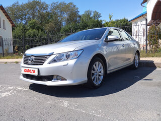 2012 Toyota Camry Japan Market VII (XV50), серебристый, 1690000 рублей, вид 1