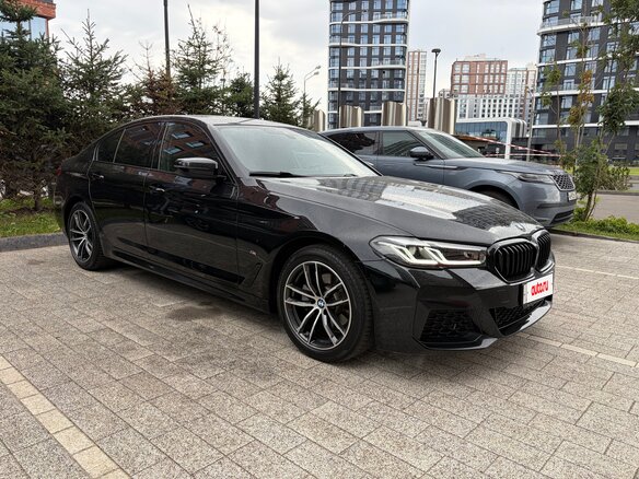 2020 BMW 5 серии 520d xDrive VII (G30/G31/G38) Рестайлинг, чёрный - вид 2