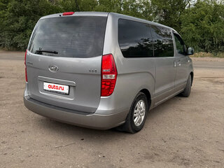 2019 Hyundai H-1 II Рестайлинг 2, серый, 3000000 рублей, вид 4