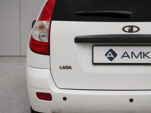 2013 Lada (ВАЗ) Priora I Рестайлинг, белый, 326878 рублей - вид 4