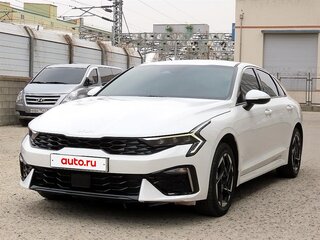 2023 Kia K5 III Рестайлинг, белый, 2900444 рублей, вид 2