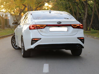 2021 Kia K3 II, белый, 2370000 рублей, вид 3