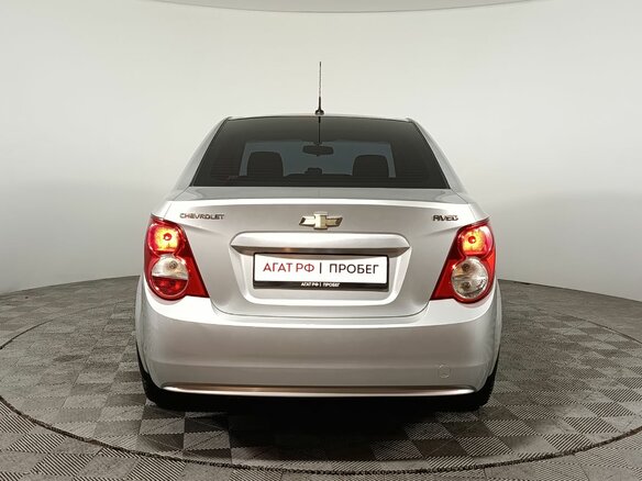 2012 Chevrolet Aveo II, серебристый, 570000 рублей - вид 5