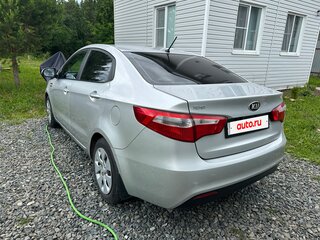 2014 Kia Rio III, серебристый, 630000 рублей, вид 5
