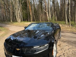 2019 Chevrolet Camaro 8-speed VI Рестайлинг, чёрный, 5200000 рублей, вид 1