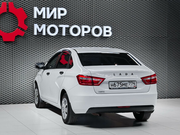 2022 Lada (ВАЗ) Vesta I, белый, 1025000 рублей - вид 5