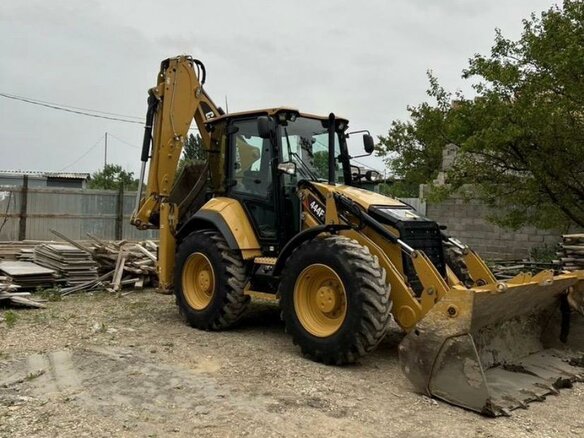 2019 Caterpillar 444, жёлтый, 11500000 рублей - вид 1