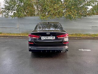 2019 Kia Optima IV Рестайлинг, коричневый, 1190000 рублей, вид 5