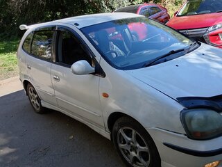 1999 Nissan Tino, белый, 220000 рублей, вид 2