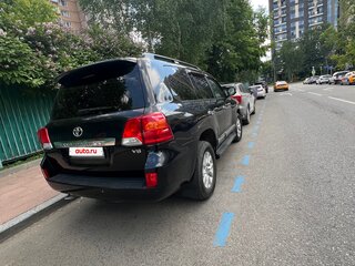 2015 Toyota Land Cruiser 200 Series Рестайлинг 1, чёрный, 4850000 рублей, вид 4