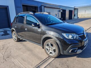 2018 Renault Sandero Stepway II Рестайлинг, чёрный, 950000 рублей, вид 2
