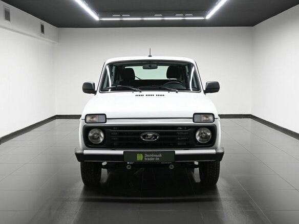 2024 Lada (ВАЗ) Niva Legend I, белый, 930000 рублей - вид 2