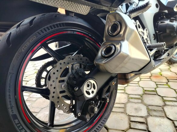 2018 Kawasaki Ninja 1000, чёрный, 995000 рублей - вид 28