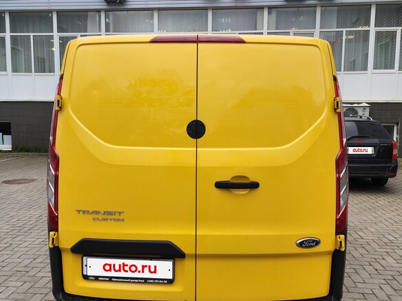 2018 Ford Transit Custom, жёлтый, 2700000 рублей - вид 8