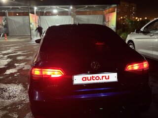 2015 Volkswagen Jetta VI Рестайлинг, синий, 940000 рублей, вид 5