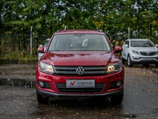 2014 Volkswagen Tiguan I Рестайлинг, красный, 960000 рублей, вид 3