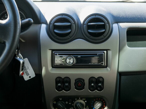 2011 Renault Logan I Рестайлинг, красный - вид 20
