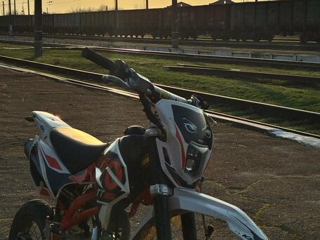 2025 Kayo Basic TT125, белый, 85000 рублей, вид 2