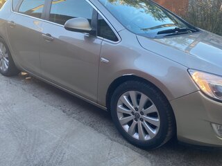 2012 Opel Astra J, бежевый, 549999 рублей, вид 4