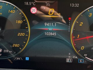 2020 Mercedes-Benz GLB 200 I (X247), чёрный, 2850000 рублей, вид 5
