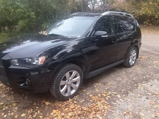2010 Mitsubishi Outlander II Рестайлинг, чёрный, 1100000 рублей, вид 1
