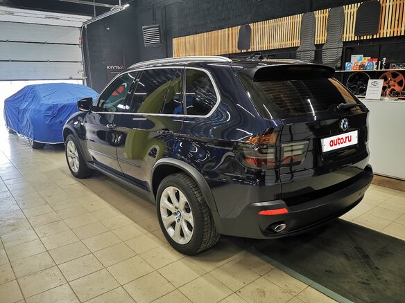 2009 BMW X5 30d II (E70), синий, 1610000 рублей - вид 25