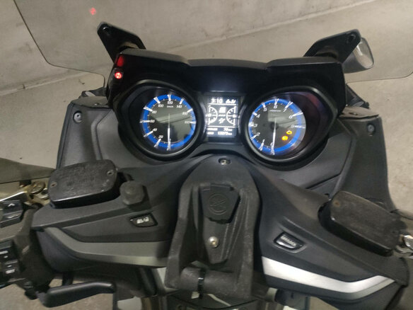 2020 Yamaha TMAX, серый, 930000 рублей - вид 5