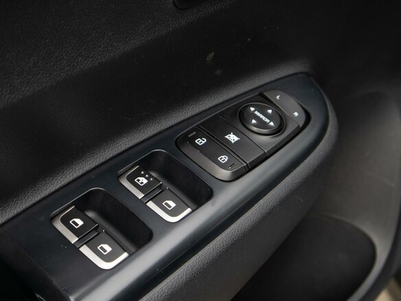 2018 Kia Rio X-Line IV, серый, 1399000 рублей - вид 27