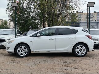 2011 Opel Astra J, белый, 499000 рублей, вид 4