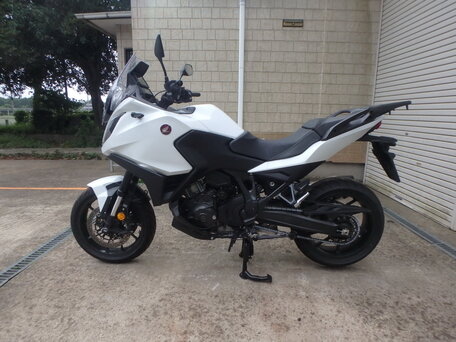 2022 Honda NT1100, белый, 1400000 рублей, вид 1