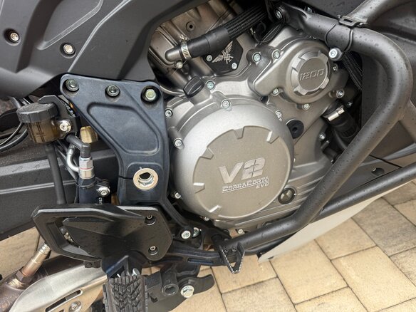 2026 Moto Morini X-CAPE 1200, красный, 1200000 рублей - вид 2
