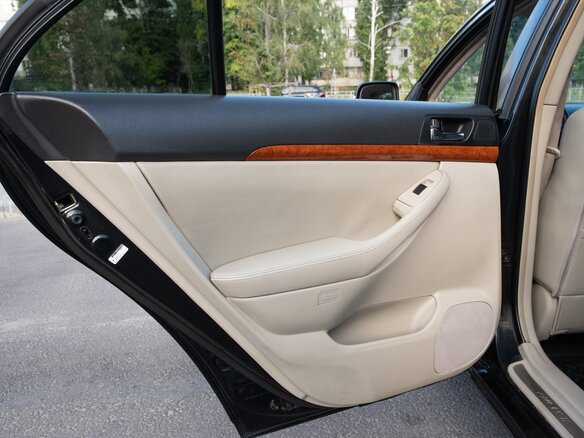 2007 Toyota Avensis II Рестайлинг, чёрный, 1149000 рублей - вид 24