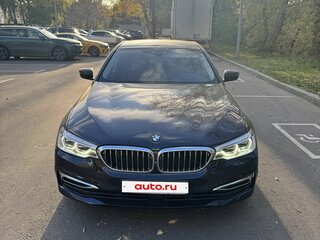 2019 BMW 5 серии 520d xDrive VII (G30/G31/G38), синий, 3650000 рублей, вид 2