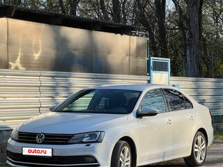 2016 Volkswagen Jetta VI Рестайлинг, белый, 950000 рублей, вид 1