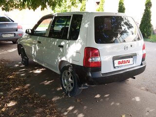 2001 Mazda Demio I (DW), белый, 230000 рублей, вид 4