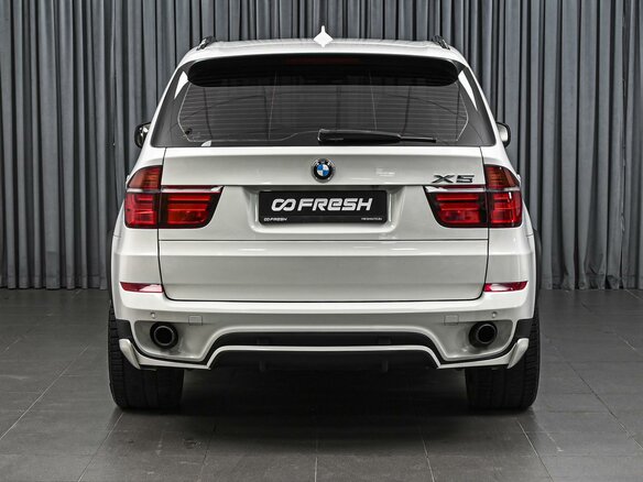 2011 BMW X5 30d II (E70) Рестайлинг, белый, 2290000 рублей - вид 3