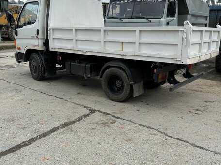 2008 Hyundai HD65, белый, 3100000 рублей, вид 5