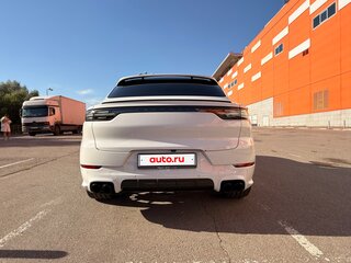 2019 Porsche Cayenne Coupé III, белый, 9400000 рублей, вид 5
