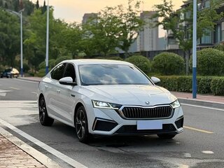 2022 Skoda Octavia IV (A8), белый, 1376401 рублей, вид 2