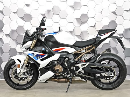 2021 BMW S 1000 R, белый, 1529000 рублей, вид 4