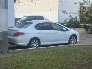2015 Peugeot 408 I, белый, 480000 рублей, вид 4