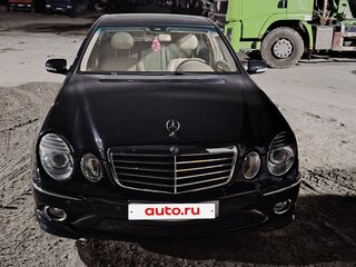 2002 Mercedes-Benz E-Класс 320 III (W211, S211), чёрный, 900000 рублей, вид 1