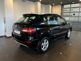 2011 Renault Koleos I Рестайлинг, чёрный, 950000 рублей, вид 3