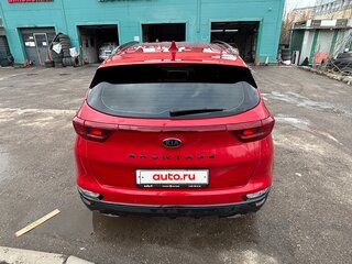 2021 Kia Sportage IV Рестайлинг, красный, 2750000 рублей, вид 3
